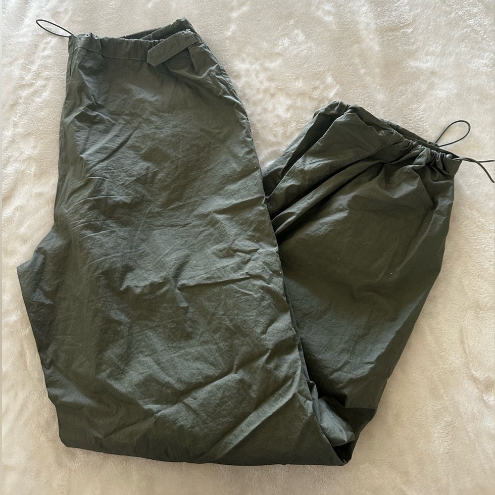 Really cute parashute pants